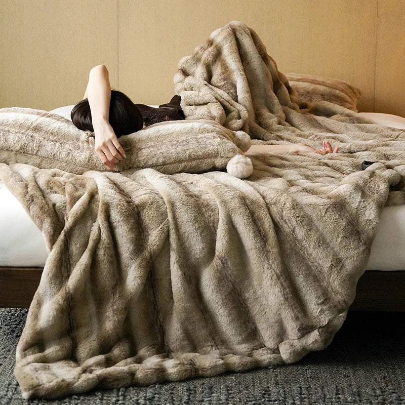 Throw Blanket Reversible Plush Faux Fur Quilted Wave Pattern