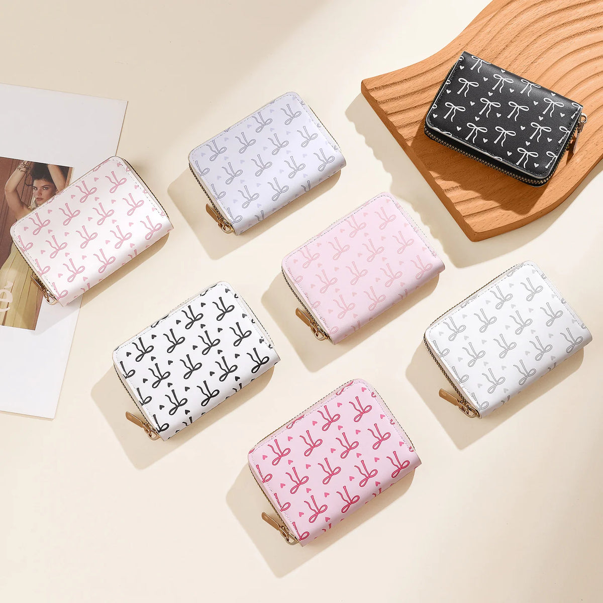 Wallet Bow Pattern Synthetic Leather Zip Closure Multiple Card Slots