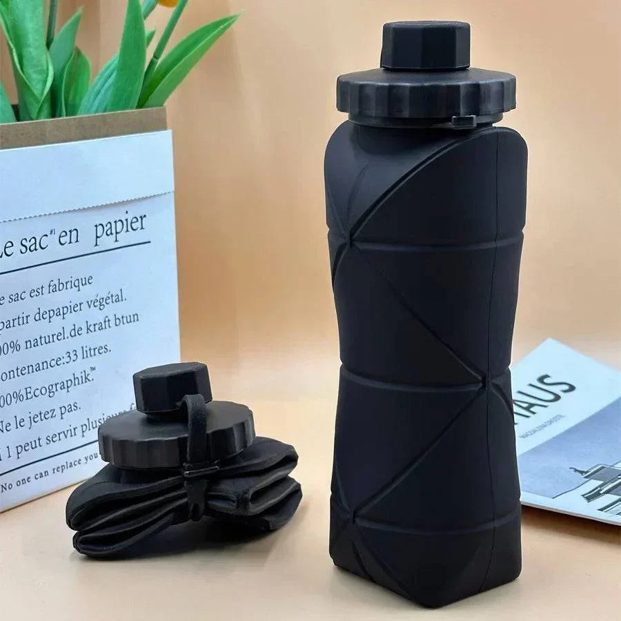Water Bottle Collapsible Silicone Leakproof 20.3 Oz