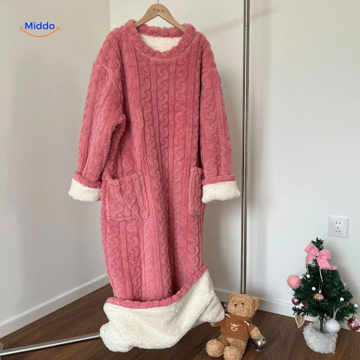 Wearable Blanket Soft Fleece Long Sleeves & Front Pockets