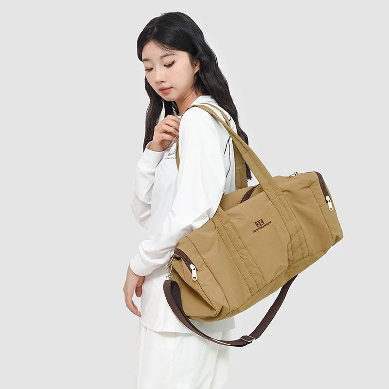Weekender Bag Lightweight Water-Resistant Multiple Pockets