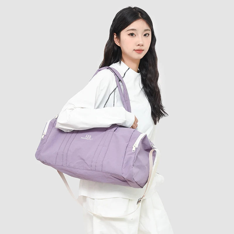 Weekender Bag Lightweight Water-Resistant Multiple Pockets