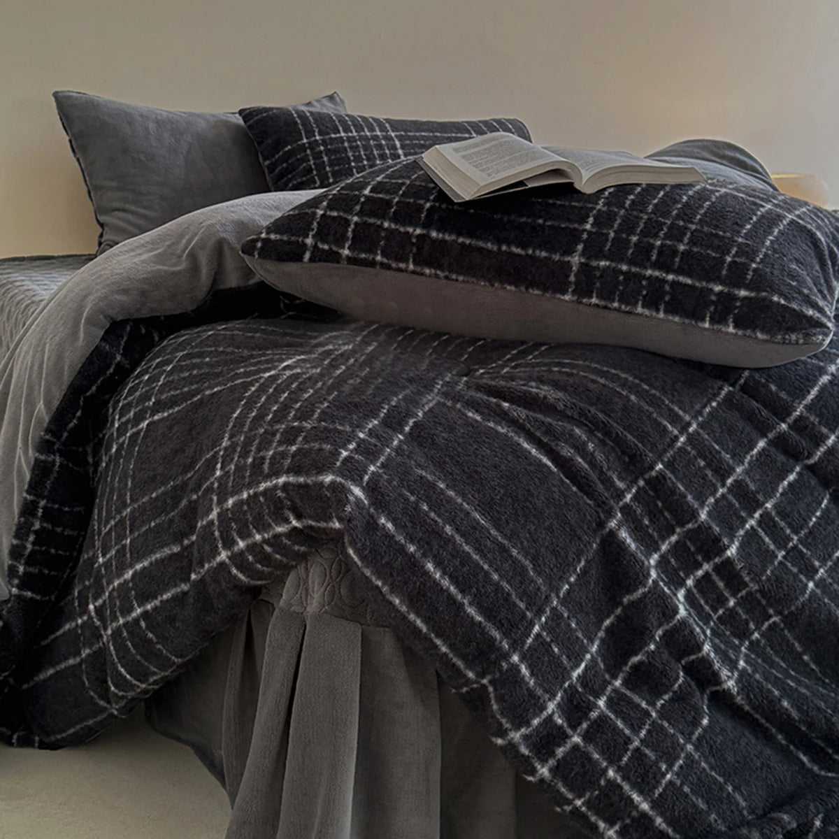 Winter Bedding Set Double-Sided Fleece Geometric Pattern