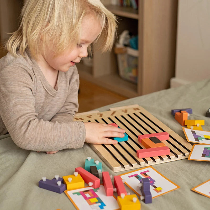 Wooden Puzzle Game 42 Pieces Challenge Cards
