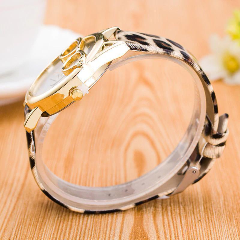 Wristwatch Cat-Shaped Dial Whisker Hands Adjustable Band
