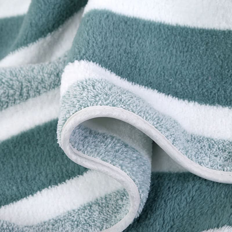 SerenityWrap - 8-Piece Ultra-Soft Microfiber Towel Collection
