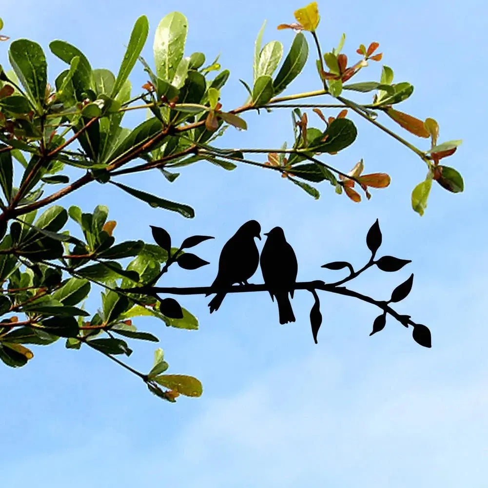 Elegant Silhouette of a Bird – Decorative Metal Wall and Garden Art