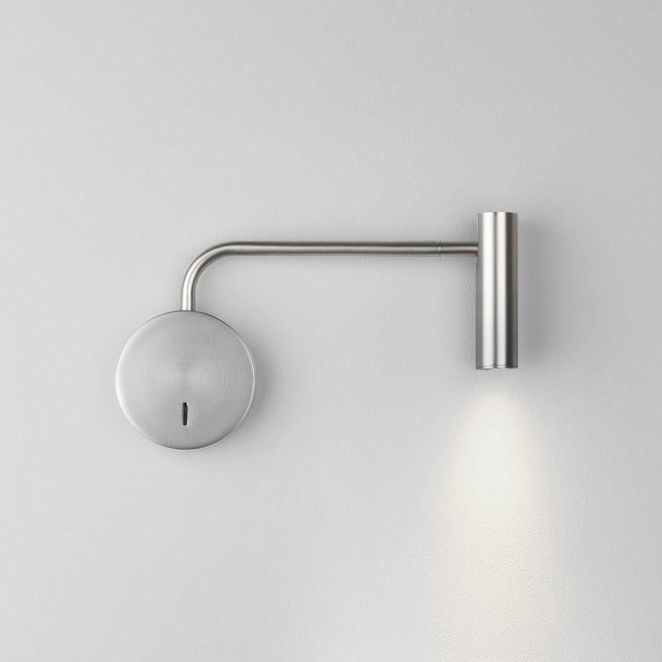 Sleek LED Wall Lamp with Flexible Arm – Stylish Indoor Lighting