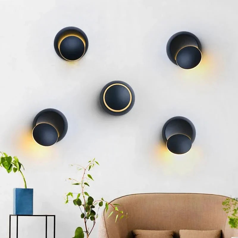 Elegant Adjustable Wall Light for Stylish Home Decor
