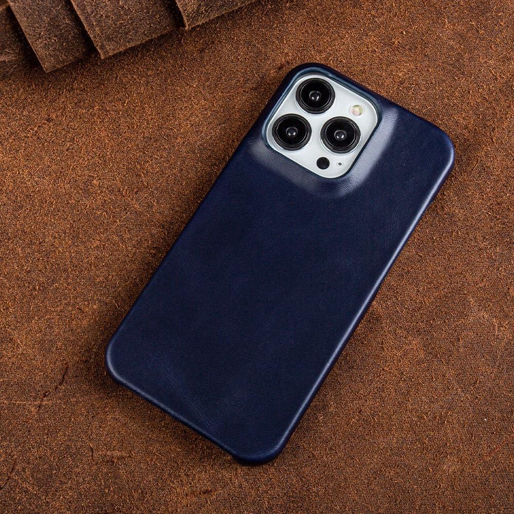 Leather iPhone Cover with Oil Wax Finish for Apple Devices