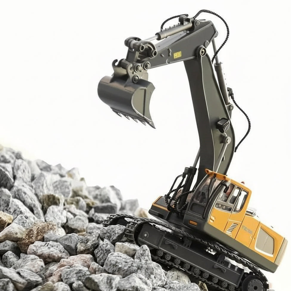 Remote Control Excavator Toy with Movable Arm and 2.4GHz for Realistic Play