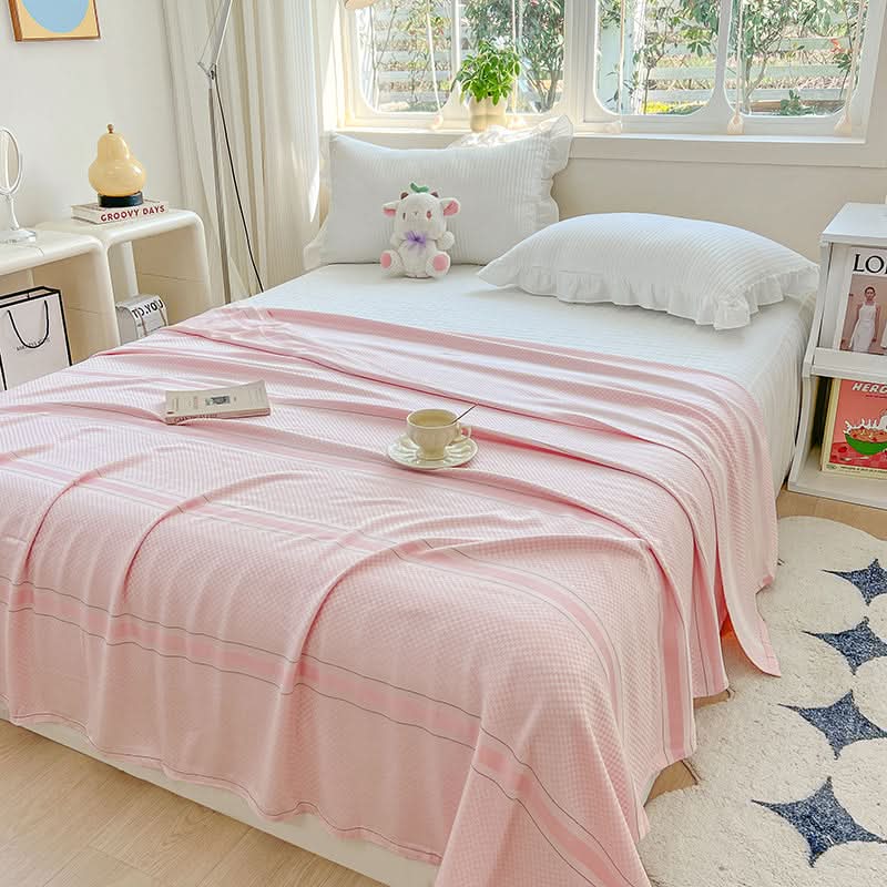 Breathable Bamboo Summer Quilt – Soft and Comfortable for Warm Nights