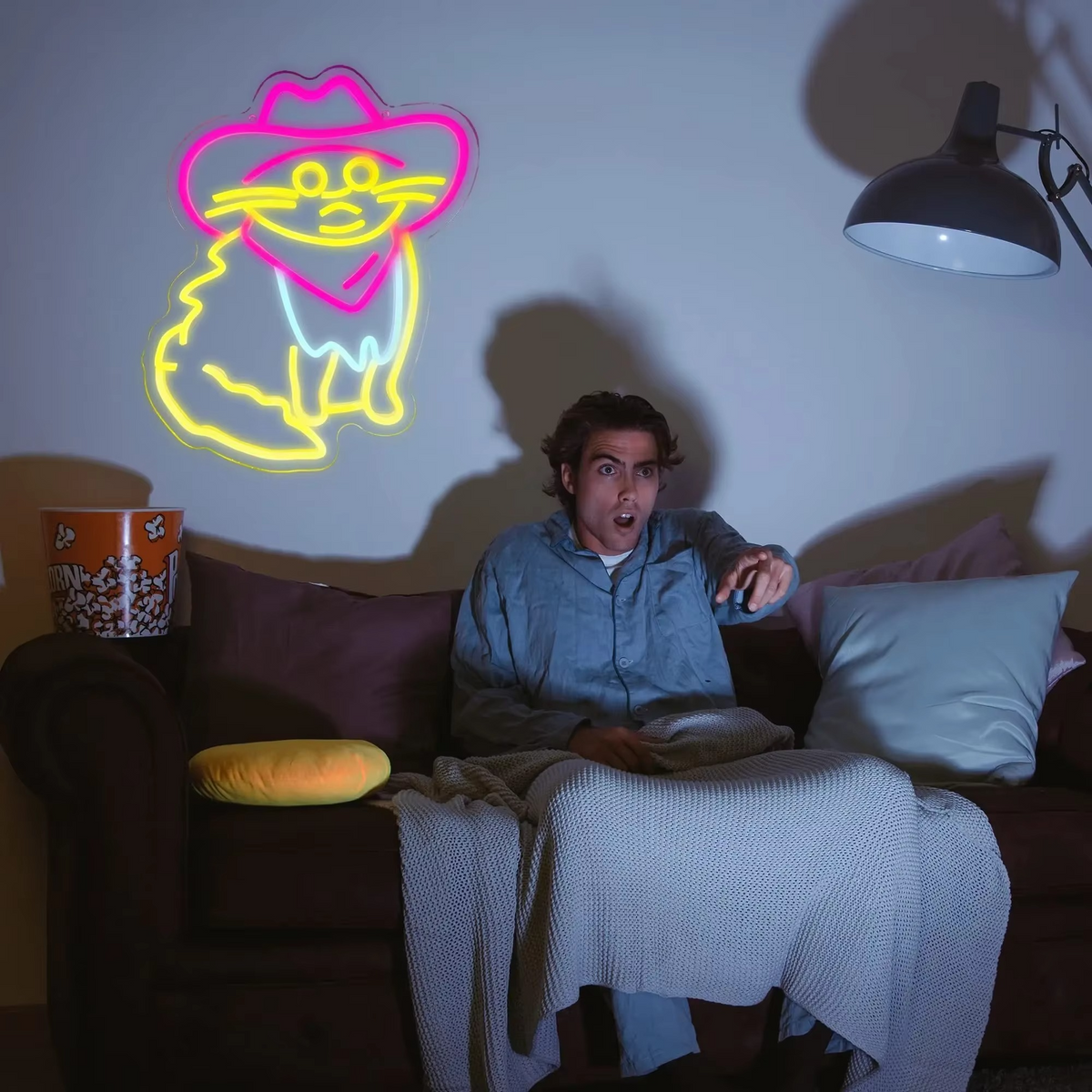 LED Neon Light in Cowboy Cat Design – Dimmable with USB Power
