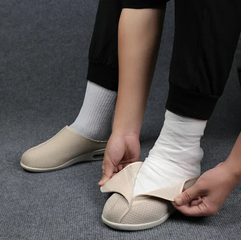 Extra Wide Walking Sneakers for Swollen Feet | Orthopedic Diabetic Footwear