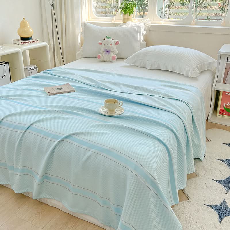 Lightweight Bamboo Blanket for Comfortable Summer Sleep