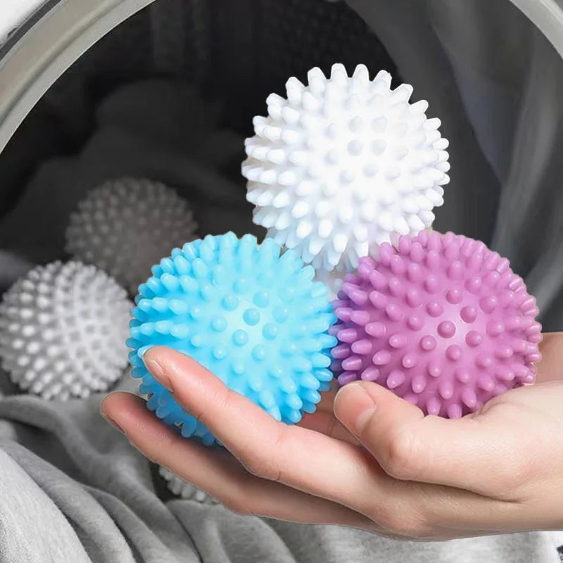 Set of 5 Laundry Balls for Softer Clothes Without Fabric Softener