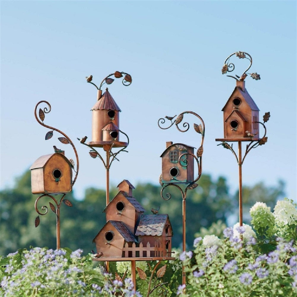 Handcrafted Garden Stake Birdhouse – Decorative Metal Feeder Sculpture for Outdoor Spaces