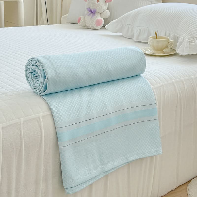 Lightweight Bamboo Blanket for Comfortable Summer Sleep