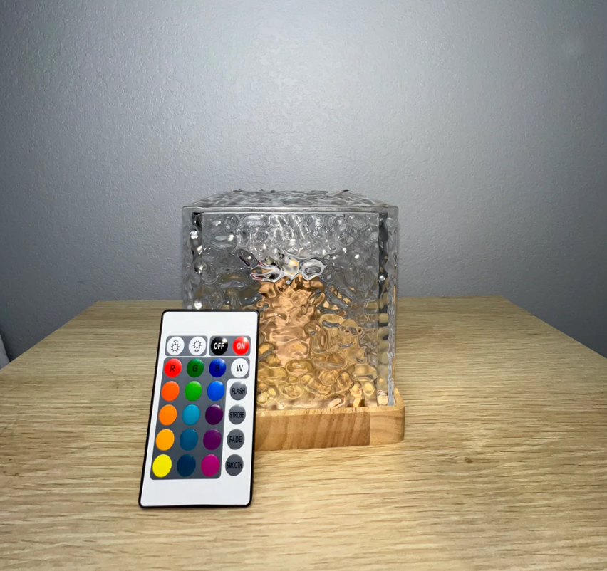 Remote-Controlled Ambient Light – 16-Color Wave Lamp
