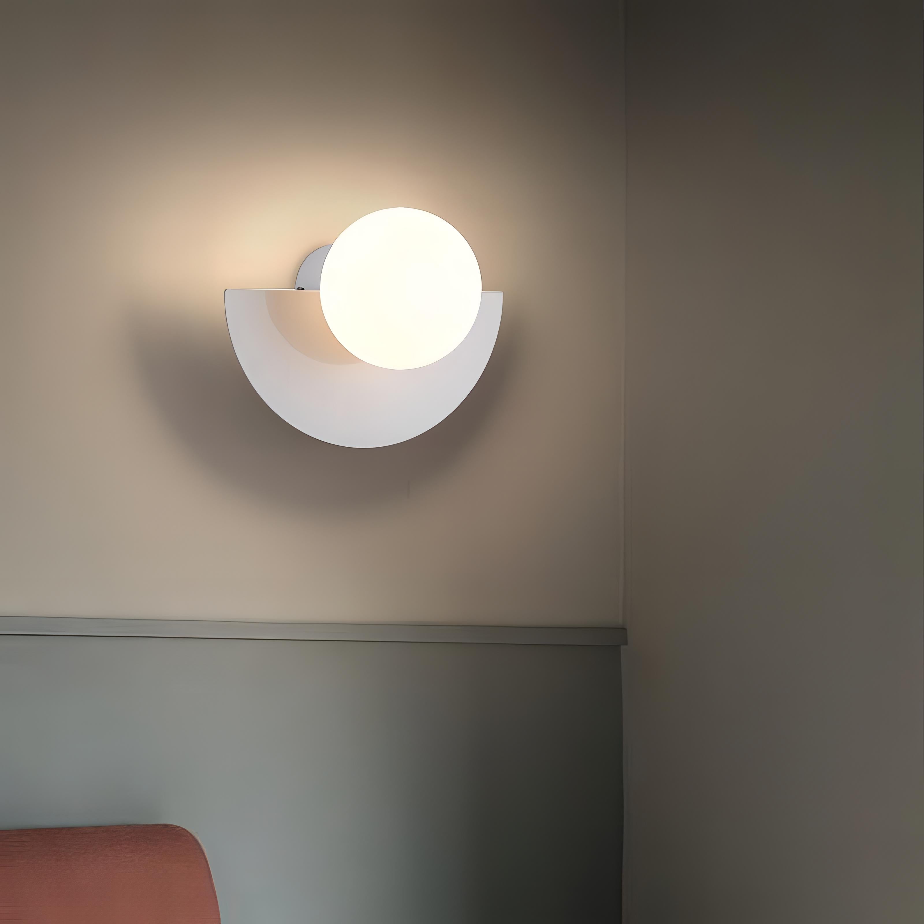 LED Globe Wall Light in Nordic Style Design