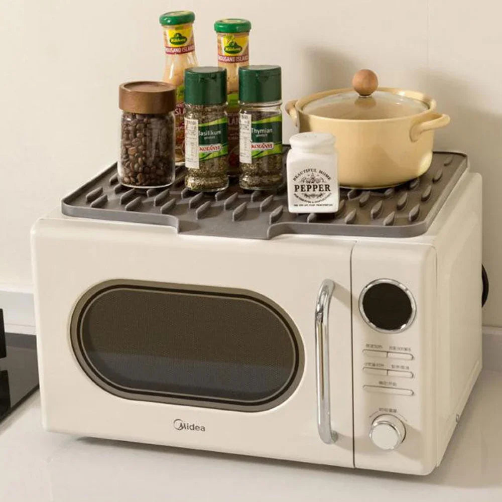 Versatile Silicone Drying Mat for Efficient Kitchen Use