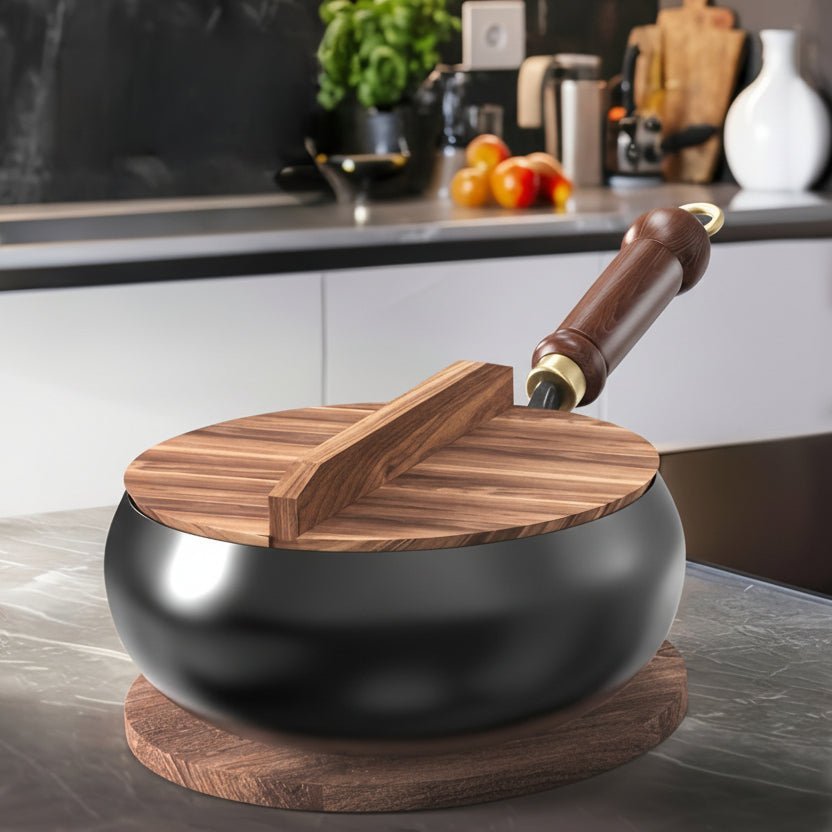 IronPro - Robust Cast Iron Skillet with Lid for Optimal Cooking