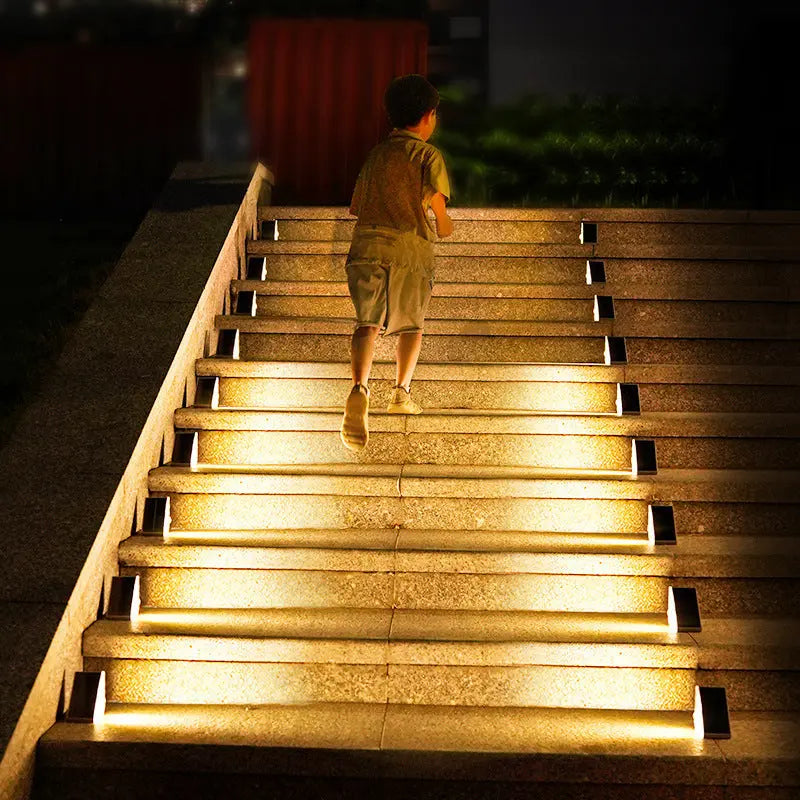 Outdoor Solar Step Lights – Warm White LED, Available in Sets of 4 or 10