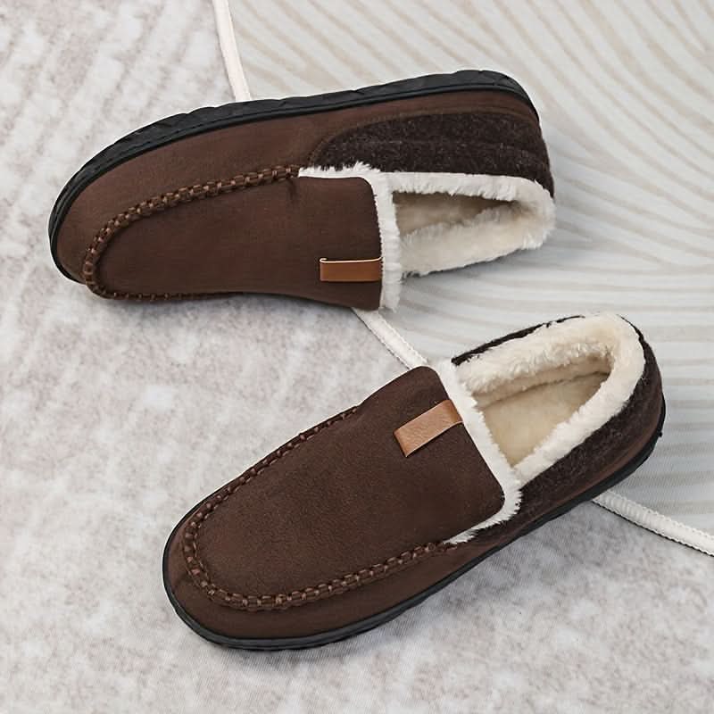 Men's Slip-On Shoes Crafted from Synthetic Wool for Warmth