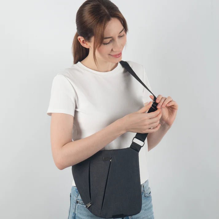 Shoulder Bag with RFID Shielding for Theft Prevention