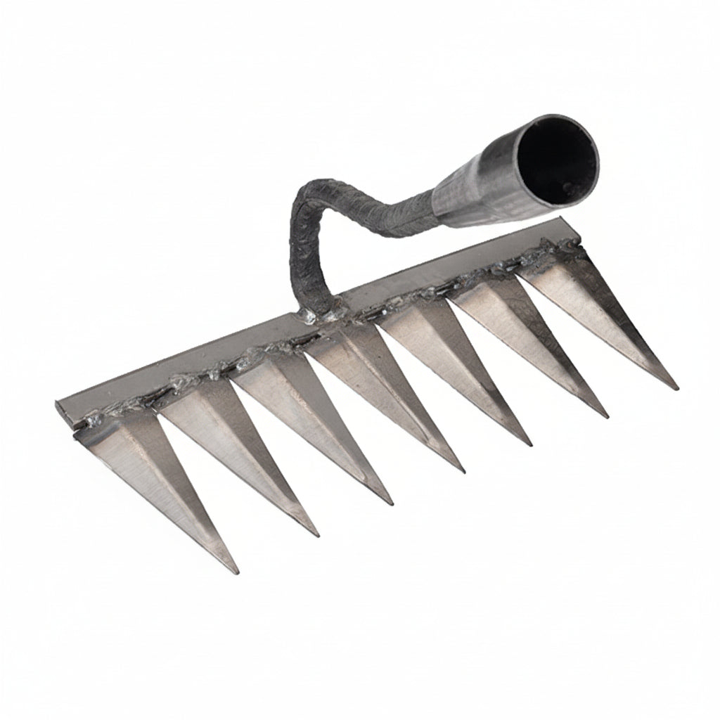 GardenMaster Pro – Sturdy Metal Rake for Effortless Weeding & Soil Care