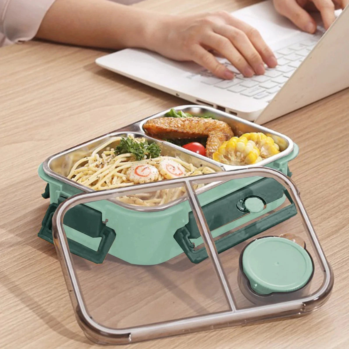 HeatKeeper – Insulated Food Carrier with Leak-Resistant Lid