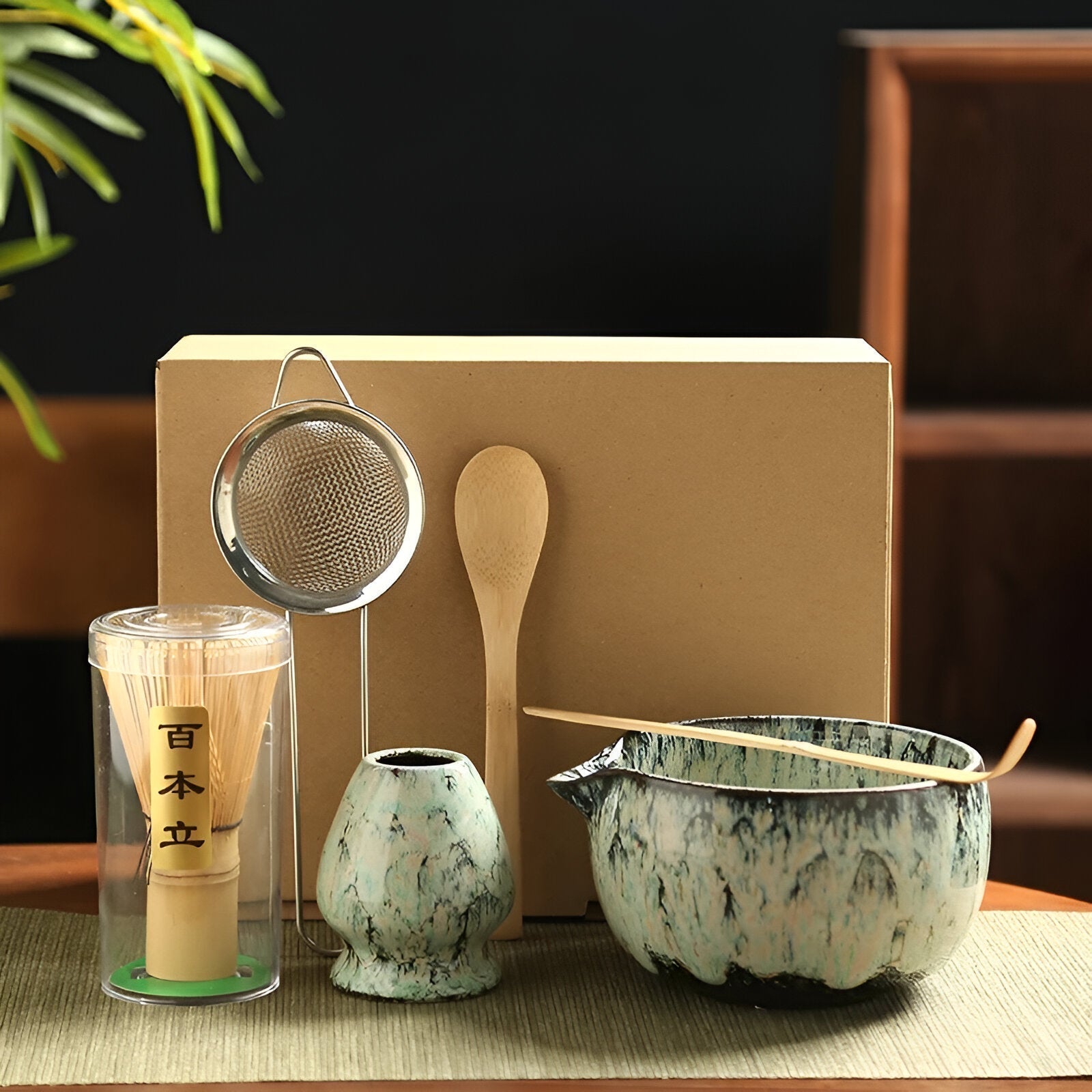 Elegant 6-Piece Matcha Preparation Kit in Bamboo and Ceramic