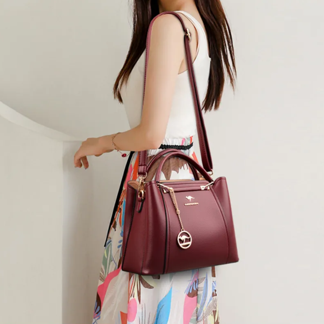 Elegant Everyday Shoulder Bag with Versatile Strap