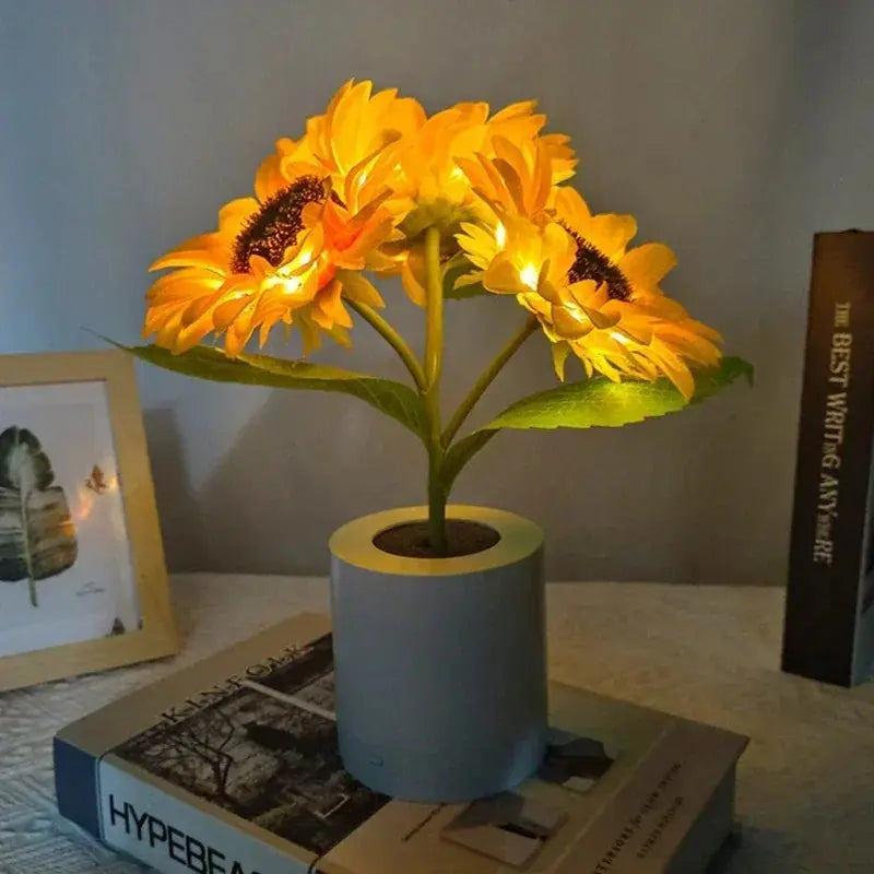 Portable Night Light in Sunflower Design with Rechargeable Battery