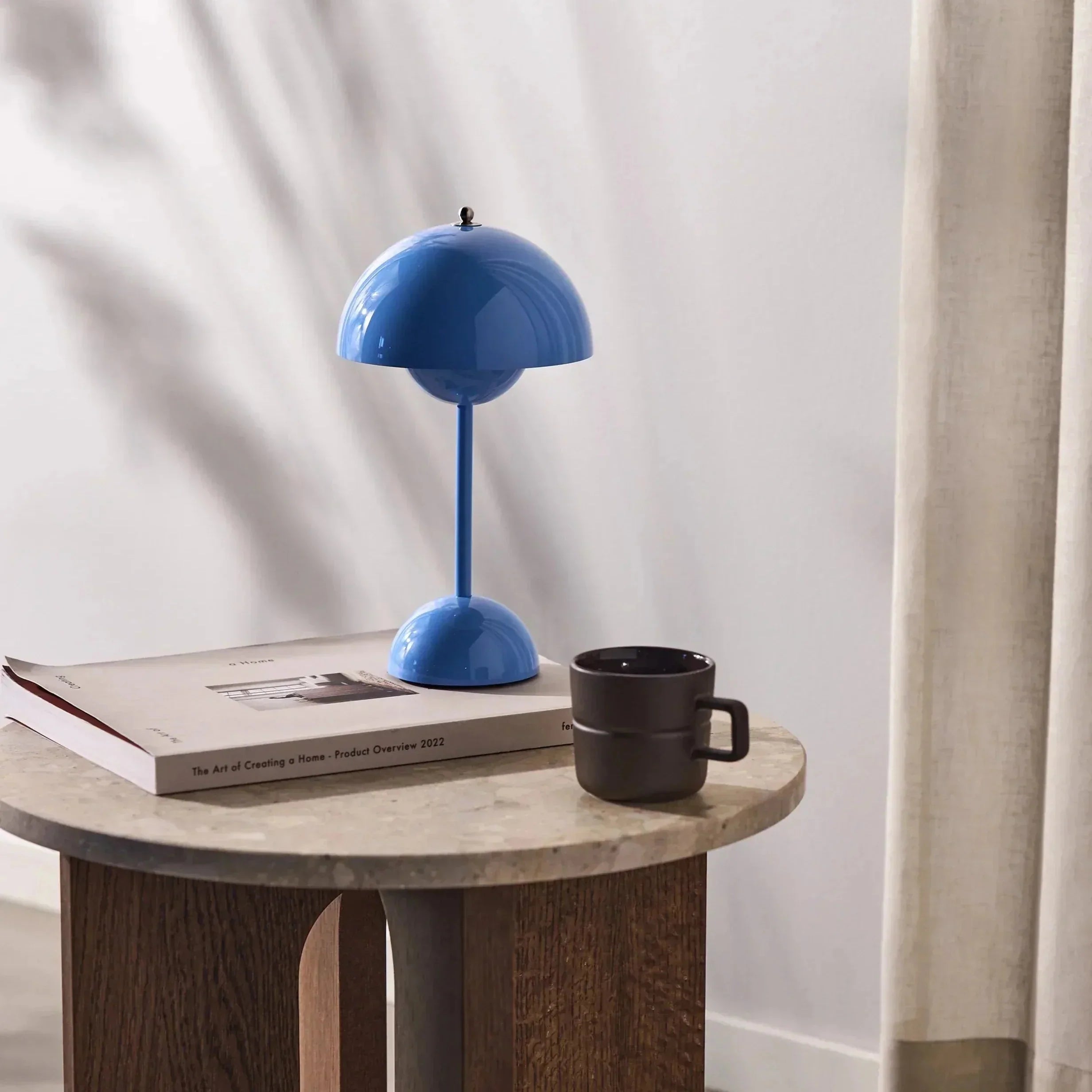 Retro Style Table Lamp – Wireless with 3 Adjustable Brightness Levels