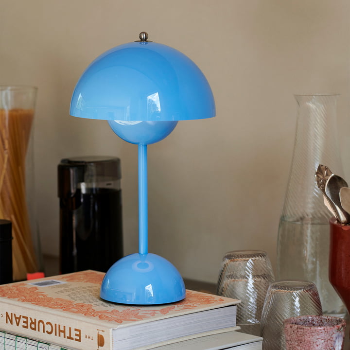 Retro Style Table Lamp – Wireless with 3 Adjustable Brightness Levels