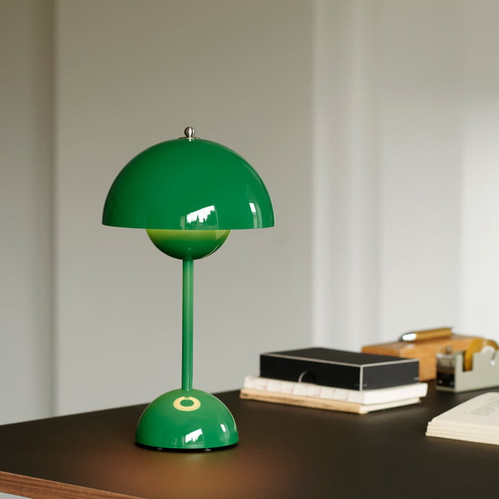 Retro Style Table Lamp – Wireless with 3 Adjustable Brightness Levels