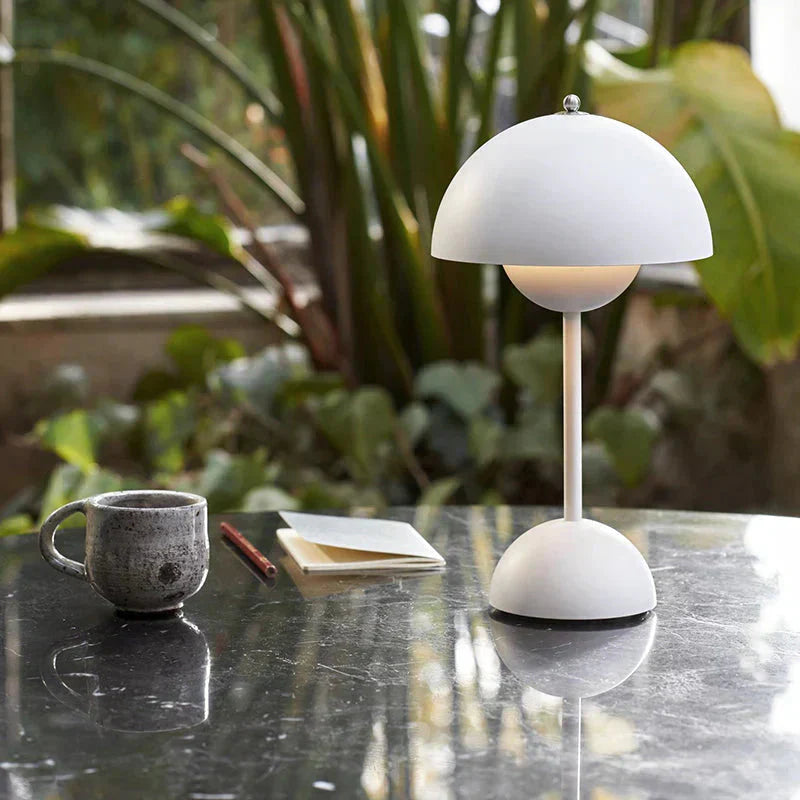 Retro Style Table Lamp – Wireless with 3 Adjustable Brightness Levels