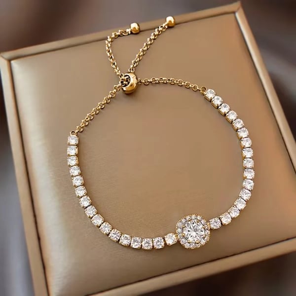 AuraCharm™ — Feel Unstoppable with a Luxe Fit That Shines Your Brilliance