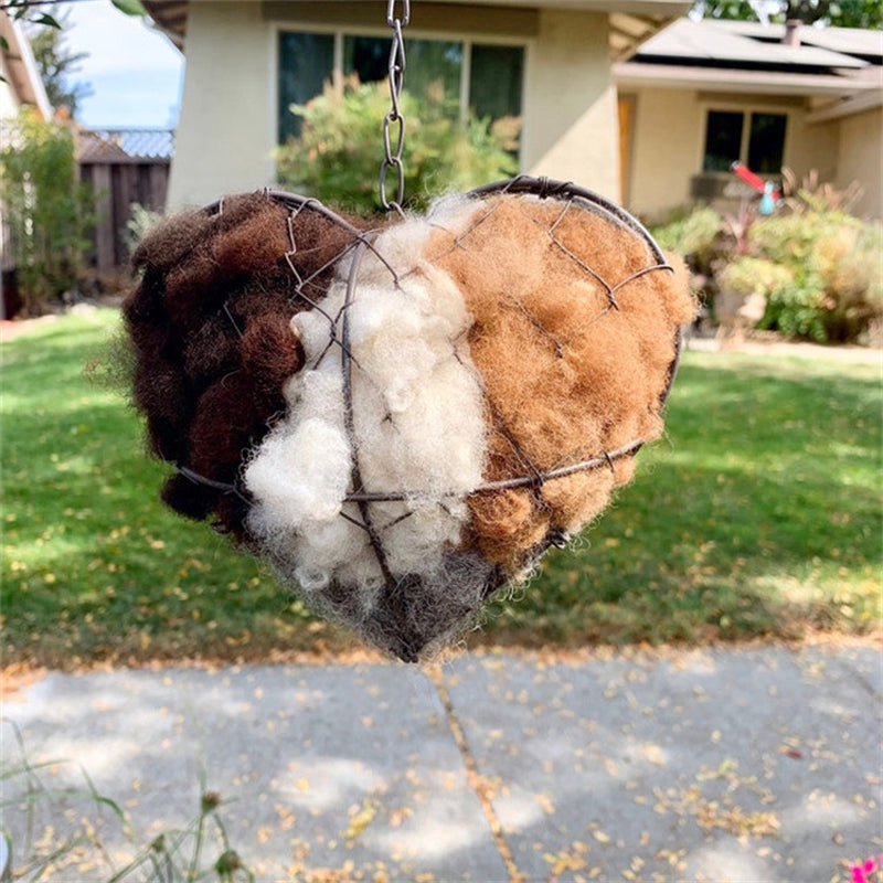 Heart-Shaped Iron Bird Nesting Material Holder with Hanging Chain