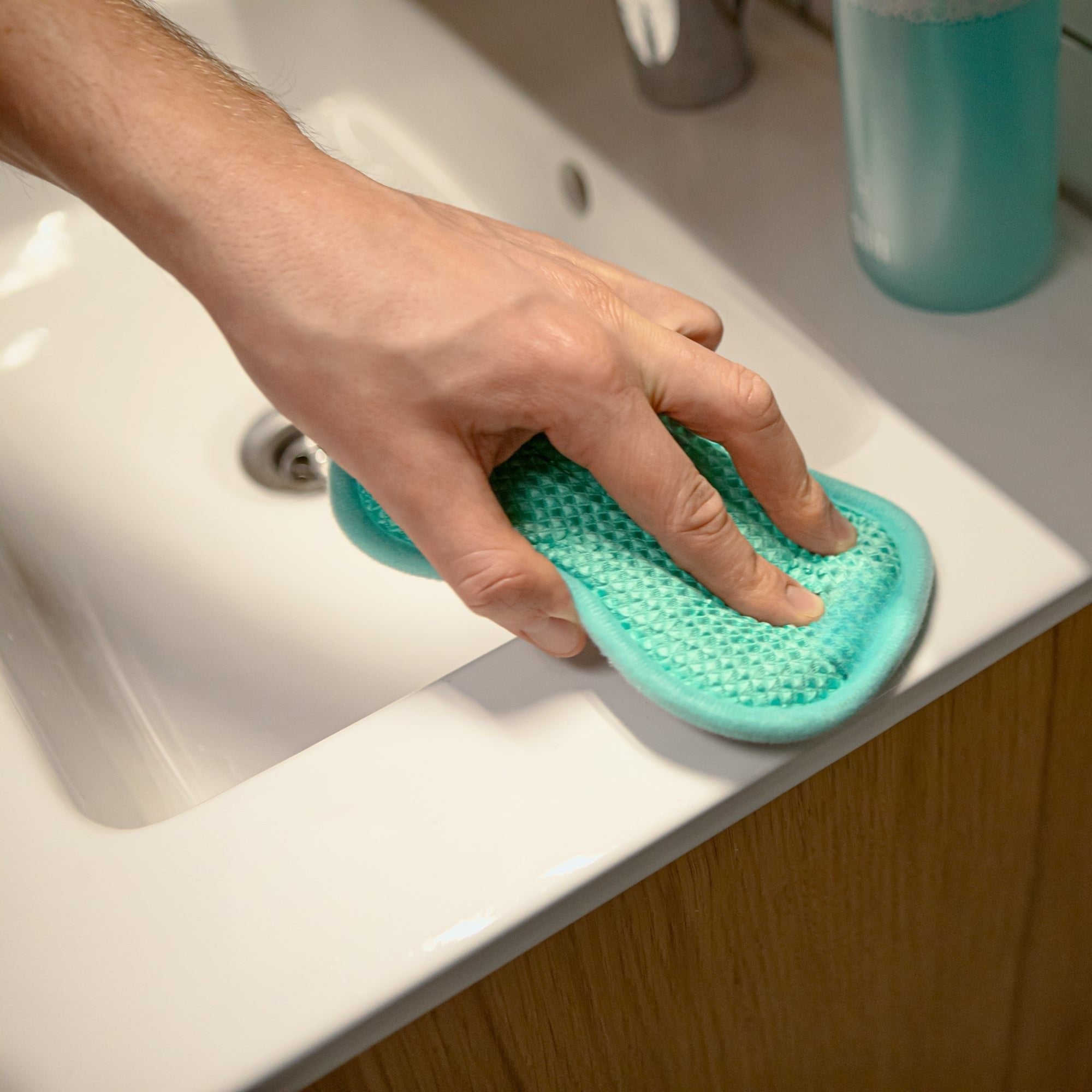 Two-Sided Cleaning Sponge – Soft and Abrasive Surfaces
