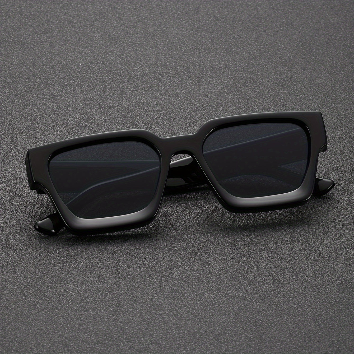 Angular Retro Sunglasses for Men and Women – Y2K Style
