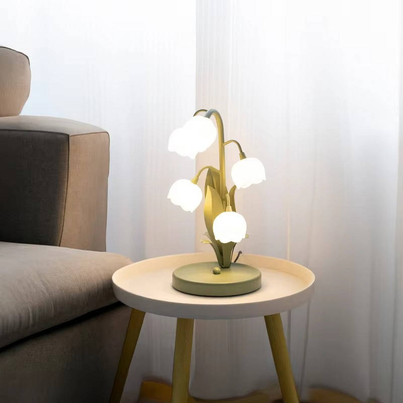 USB Powered Bonsai Table Lamp with Artificial Rose and 3 Lighting Options