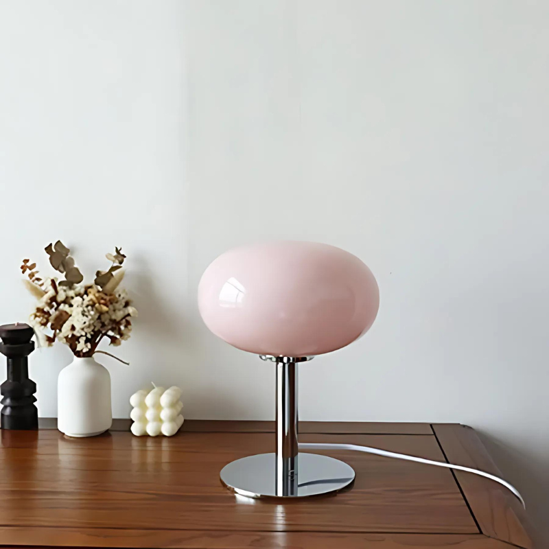 CrystalGlamour | Stylish Table Lamp with Contemporary Design