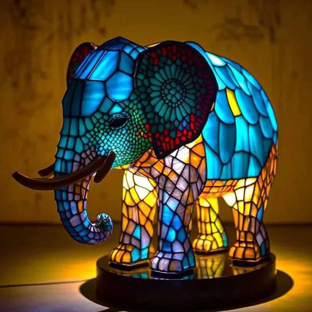 Elegant Nature-Inspired Illumination Fixture