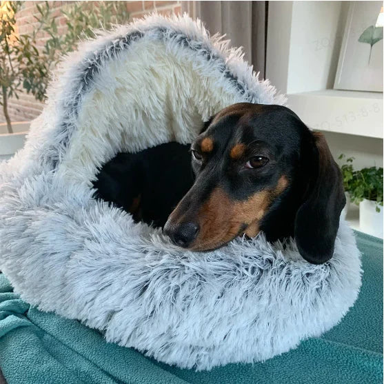 Non-Slip Bottom Round Dog Bed in Plush Fabric