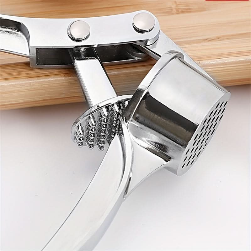 Garlic Crusher Tool – Heavy Duty Press for Efficient Crushing