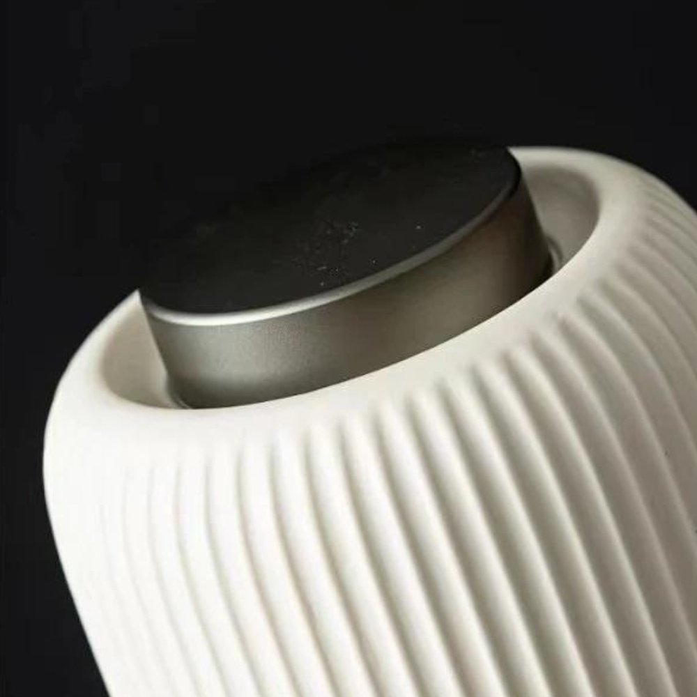 Pet Cremation Urn in Ceramic – Memorial Casket for Dog & Cat Ashes