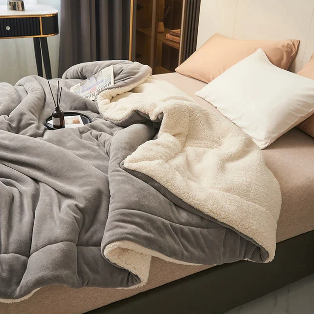 Cozy Comfort Fleece Blanket | Oversized Soft Throw