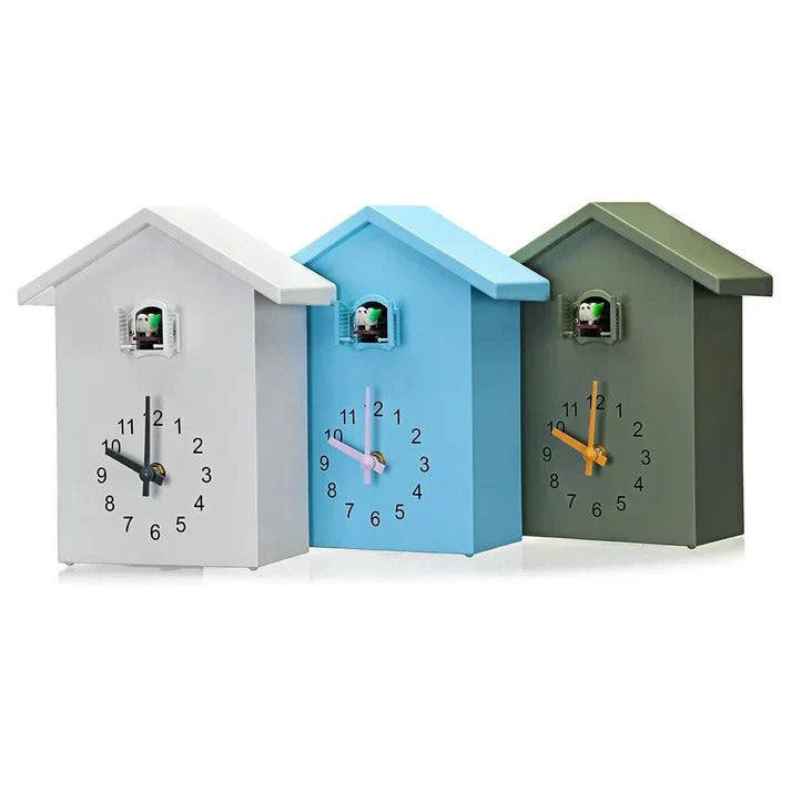 Adjustable Hourly Bird Call Wooden Cuckoo Wall Clock Decoration